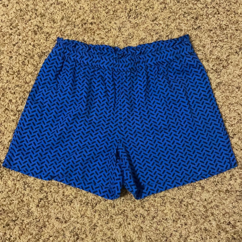 BR Linen blue pattern high waist shorts w/ pockets